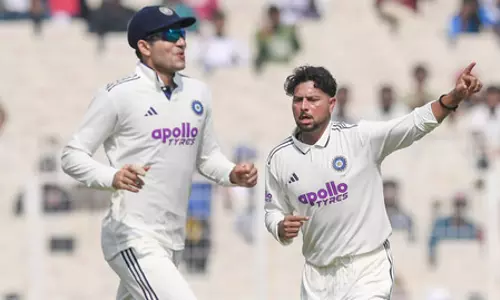भारत बनाम साउथ अफ्रीका: रिटायर्ड हर्ट होकर वापस लौटे कप्तान शुभमन गिल भारत बनाम साउथ अफ्रीका: रिटायर्ड हर्ट होकर वापस लौटे कप्तान शुभमन गिल