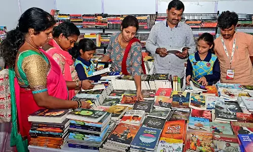 Karnataka : वीरलोक पुस्तक महोत्सव को मिली ज़बरदस्त प्रतिक्रिया Karnataka : वीरलोक पुस्तक महोत्सव को मिली ज़बरदस्त प्रतिक्रिया
