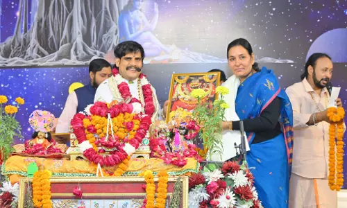 Bareilly: निस्वार्थ मित्रता का संदेश देती है कृष्ण-सुदामा की कहानी Bareilly: निस्वार्थ मित्रता का संदेश देती है कृष्ण-सुदामा की कहानी