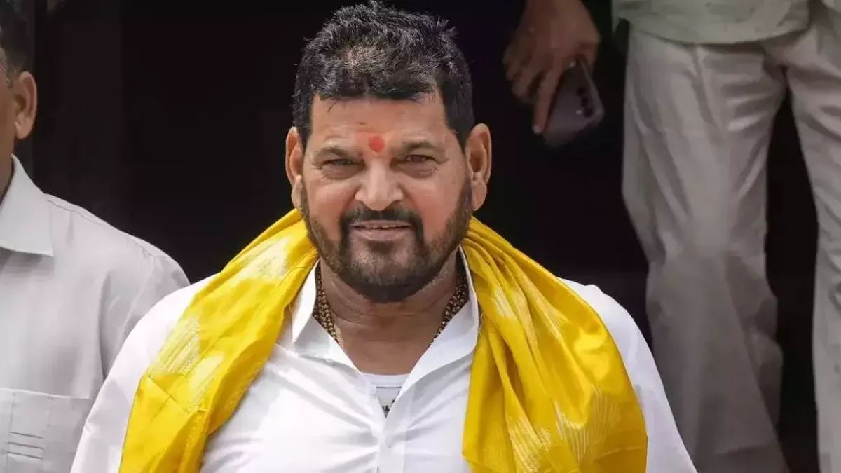 Hisar: खेल और राजनीति का संगम, बृजभूषण सिंह का बयान Hisar: खेल और राजनीति का संगम, बृजभूषण सिंह का बयान