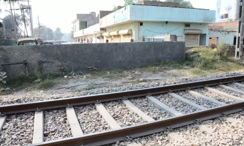 Sirsa में पुल निर्माण कार्य प्रगति पर, यातायात अव्यवस्था Sirsa में पुल निर्माण कार्य प्रगति पर, यातायात अव्यवस्था