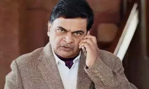 BJP ने बिहार में बागी गतिविधियों के चलते पूर्व मंत्री आरके सिंह और दो अन्य को निलंबित किया BJP ने बिहार में बागी गतिविधियों के चलते पूर्व मंत्री आरके सिंह और दो अन्य को निलंबित किया