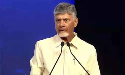 पूरी दुनिया भारत की ओर देख रही है: Chandrababu