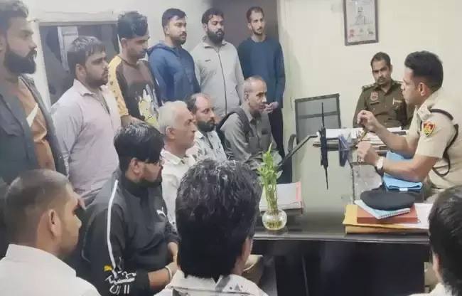 Sonipat: व्यापारियों के साथ बैठक में सुरक्षा प्लान पर मंथन Sonipat: व्यापारियों के साथ बैठक में सुरक्षा प्लान पर मंथन