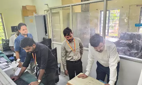 Gangavathi : लोकायुक्त टीम ने विभिन्न कार्यालयों का दौरा किया Gangavathi : लोकायुक्त टीम ने विभिन्न कार्यालयों का दौरा किया