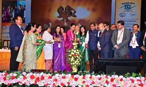 डिजिटल स्क्रीन का खतरा बहुत बड़ा: सांसद प्रभा मल्लिकार्जुन चिंतित डिजिटल स्क्रीन का खतरा बहुत बड़ा: सांसद प्रभा मल्लिकार्जुन चिंतित
