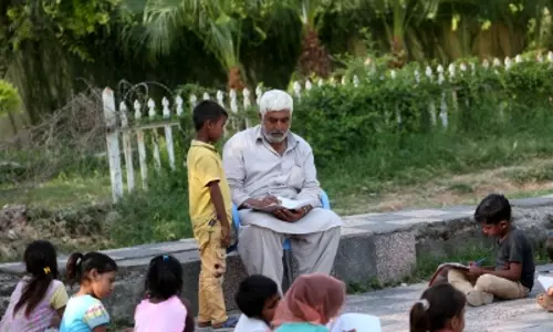 Pakistan: 2.5 करोड़ बच्चे स्कूल से बाहर, हर साल बढ़ रही संख्या Pakistan: 2.5 करोड़ बच्चे स्कूल से बाहर, हर साल बढ़ रही संख्या