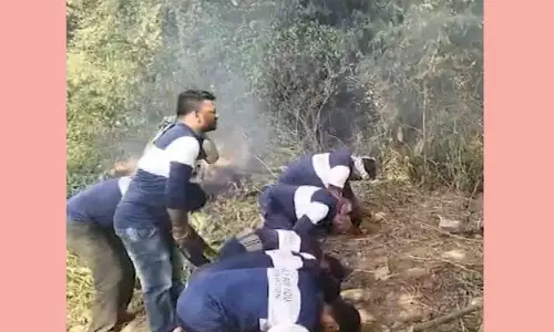 जातिगत बहिष्कार के कारण पति का शव 22 घंटे तक लावारिस पड़ा रहा