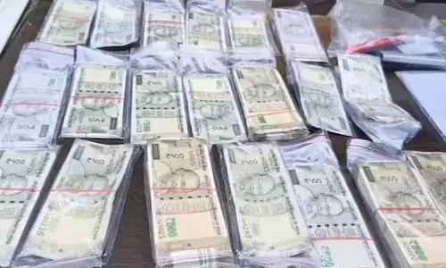 Bhopal में घर पर नकली नोट छापने के आरोप में एक व्यक्ति गिरफ्तार, 2 लाख रुपये जब्त