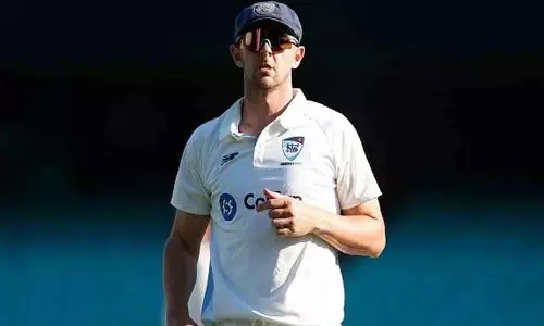 ऑस्ट्रेलियाई स्टार तेज गेंदबाज Hazlewood एशेज सीरीज के पहले टेस्ट से बाहर ऑस्ट्रेलियाई स्टार तेज गेंदबाज Hazlewood एशेज सीरीज के पहले टेस्ट से बाहर
