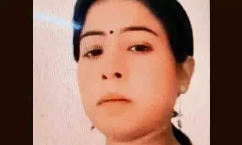 Noida सेक्टर 108 में महिला की हत्या मामले में आरोपी गिरफ्तार Noida सेक्टर 108 में महिला की हत्या मामले में आरोपी गिरफ्तार