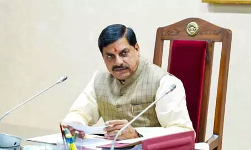 मध्य प्रदेश के नगरीय निकायों में रोपे गए 36 लाख पौधे, 2026 की कार्य योजना बनाने के निर्देश मध्य प्रदेश के नगरीय निकायों में रोपे गए 36 लाख पौधे, 2026 की कार्य योजना बनाने के निर्देश