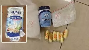 Mumbai: एयरपोर्ट पर DRI की बड़ी कार्रवाई Mumbai: एयरपोर्ट पर DRI की बड़ी कार्रवाई