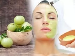 Amla Face Pack : आंवले से पाएं निखरी और चमकदार त्वचा Amla Face Pack : आंवले से पाएं निखरी और चमकदार त्वचा