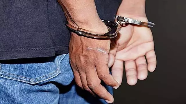 Kodagu : कार में शव ले जाने की कोशिश के आरोप में तीन आरोपी गिरफ्तार Kodagu : कार में शव ले जाने की कोशिश के आरोप में तीन आरोपी गिरफ्तार