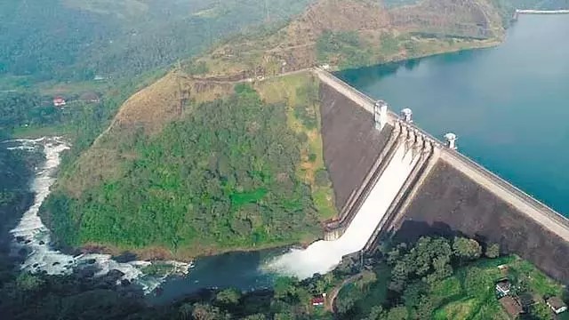 Jharkhand : कार के बांध में गिरने से जज के दो सुरक्षागार्ड समेत तीन की मौत Jharkhand : कार के बांध में गिरने से जज के दो सुरक्षागार्ड समेत तीन की मौत