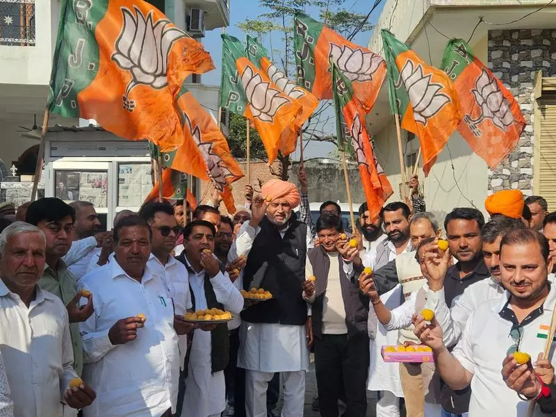 Haryana : राणा ने वोट चोरी के आरोप को खारिज किया, कहा बिहार के नतीजे सब कुछ कह देते हैं Haryana : राणा ने वोट चोरी के आरोप को खारिज किया, कहा बिहार के नतीजे सब कुछ कह देते हैं