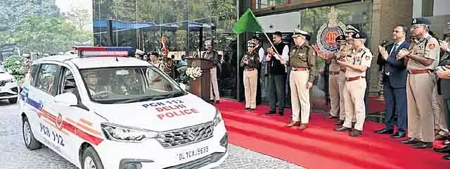 दिल्ली पुलिस ने प्रतिक्रिया समय कम करने के लिए PCR वैन और नवीनीकृत बाइक शामिल कीं दिल्ली पुलिस ने प्रतिक्रिया समय कम करने के लिए PCR वैन और नवीनीकृत बाइक शामिल कीं