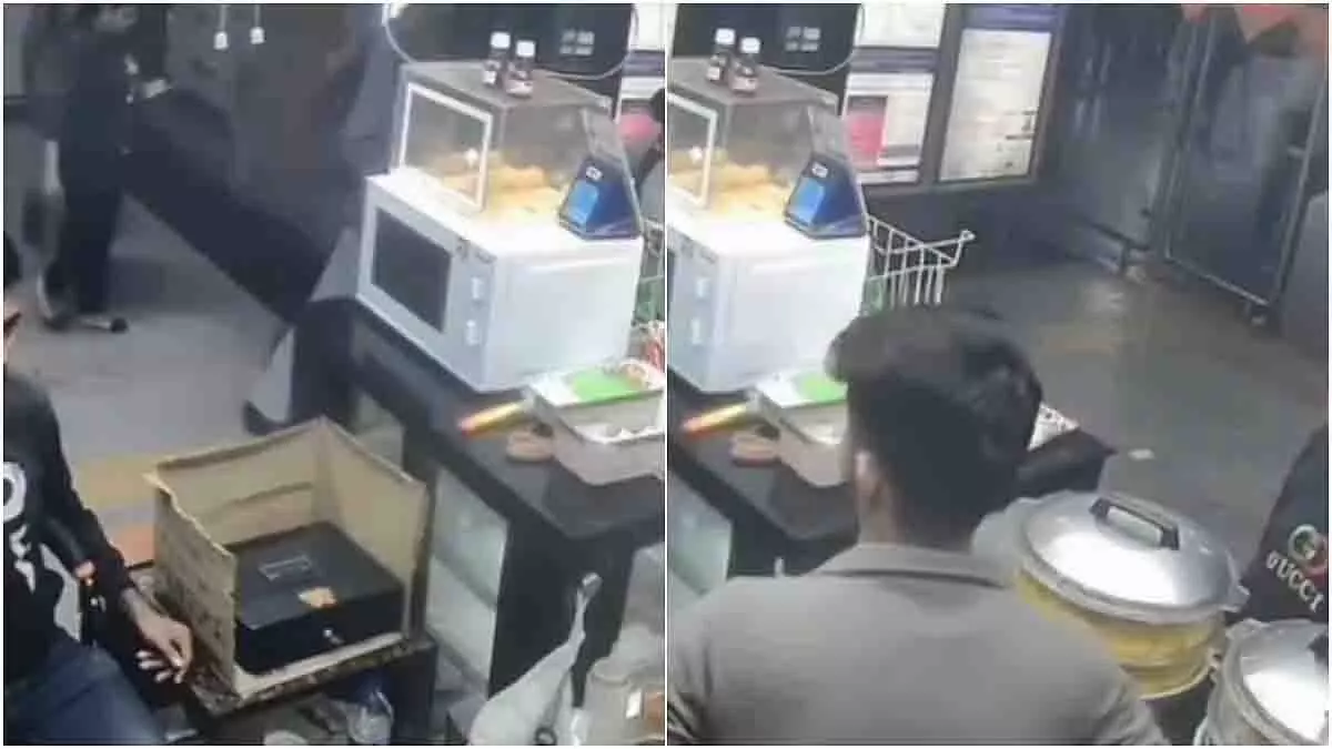 CCTV फुटेज में लाल किला मेट्रो स्टेशन के अंदर विस्फोट का असर कैद हुआ CCTV फुटेज में लाल किला मेट्रो स्टेशन के अंदर विस्फोट का असर कैद हुआ