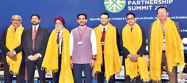 Andhra : राज्य को सेमीकंडक्टर हब बनाने का लक्ष्य Andhra : राज्य को सेमीकंडक्टर हब बनाने का लक्ष्य