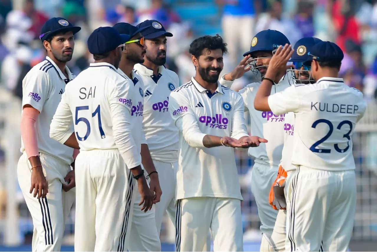 1st Test: जडेजा ने चार विकेट लिए, SA 93/7, भारत से 63 रन पीछे 1st Test: जडेजा ने चार विकेट लिए, SA 93/7, भारत से 63 रन पीछे