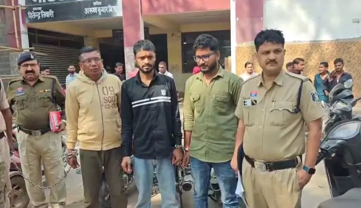 गांजा तस्करों पर बड़ी कार्रवाई, 3 तस्करों को 10-10 साल कठोर कारावास गांजा तस्करों पर बड़ी कार्रवाई, 3 तस्करों को 10-10 साल कठोर कारावास