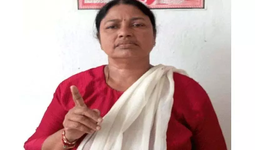 एक युवती की आत्महत्या का कारण बनने वाले व्यक्ति को दंडित किया जाना चाहिए एक युवती की आत्महत्या का कारण बनने वाले व्यक्ति को दंडित किया जाना चाहिए