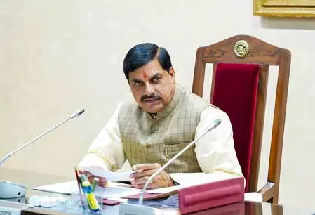 मध्य प्रदेश के नगरीय निकायों में रोपे गए 36 लाख पौधे, 2026 की कार्य योजना बनाने के निर्देश मध्य प्रदेश के नगरीय निकायों में रोपे गए 36 लाख पौधे, 2026 की कार्य योजना बनाने के निर्देश