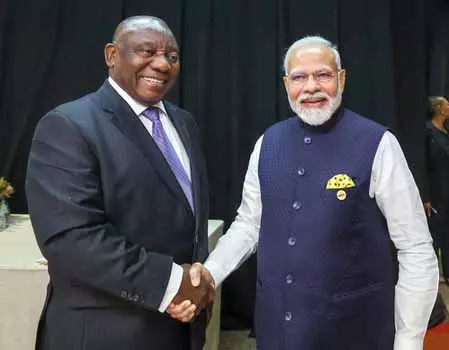 पीएम मोदी और राष्ट्रपति रामफोसा जी-20 समिट में भारत-दक्षिण अफ्रीका साझेदारी को करेंगे मजबूत: राजदूत पीएम मोदी और राष्ट्रपति रामफोसा जी-20 समिट में भारत-दक्षिण अफ्रीका साझेदारी को करेंगे मजबूत: राजदूत