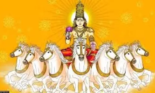 Sunday Vrat Niyam: कैसे करें सूर्य देव की कृपा प्राप्त, जानें रविवार व्रत के नियम