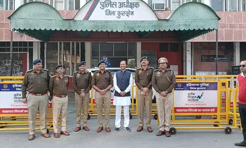 पुलिस सुरक्षित और शांतिपूर्ण वातावरण प्रदान करने के लिए काम कर रही है Kurukshetra सांसद पुलिस सुरक्षित और शांतिपूर्ण वातावरण प्रदान करने के लिए काम कर रही है Kurukshetra सांसद