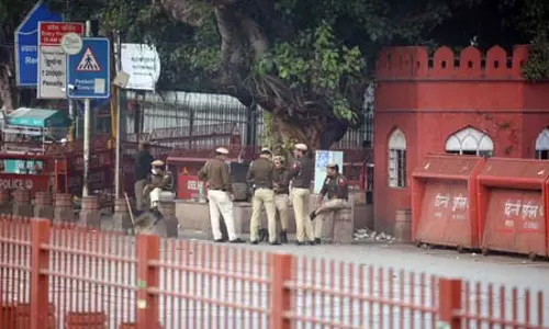 कार ब्लास्ट केस: घटनास्थल से मिले 9 मिमी कैलिबर के तीन कारतूस, जांच जारी
