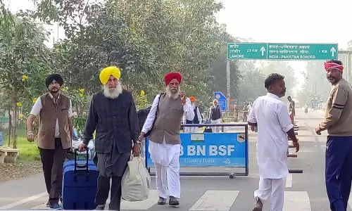 SGPC पाकिस्तान जाने वाले तीर्थयात्रियों के जत्थों में अकेली महिलाओं के जाने पर प्रतिबंध लगाने पर विचार कर रही SGPC पाकिस्तान जाने वाले तीर्थयात्रियों के जत्थों में अकेली महिलाओं के जाने पर प्रतिबंध लगाने पर विचार कर रही