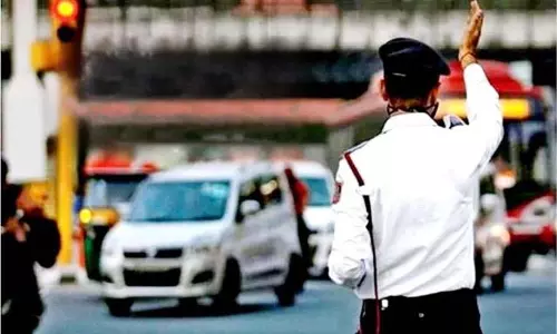Jammu-Kashmir:  वाहन चालक ध्यान दें, वैकल्पिक मार्गों का उपयोग करें