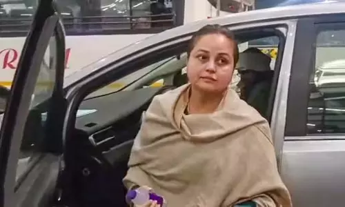 गंदी गालियां दीं, मारने के लिए चप्पल उठाया गया...लालू प्रसाद यादव की बेटी का खुलासा गंदी गालियां दीं, मारने के लिए चप्पल उठाया गया...लालू प्रसाद यादव की बेटी का खुलासा