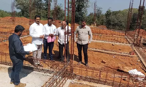 पांच महीने में काम पूरा करें: MLA Bhimanna Nayak पांच महीने में काम पूरा करें: MLA Bhimanna Nayak