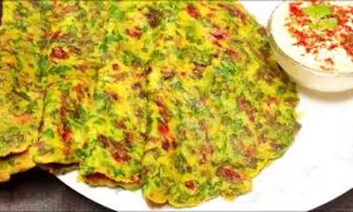 सेहतमंद शुरुआत के लिए पालक चीला बनाएं रोज़ाना