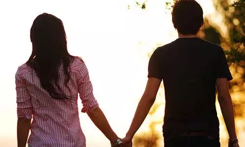 पति-पत्नी के बीच झगड़ा...फिर आया खतरनाक मोड़, इलाके में हड़कंप