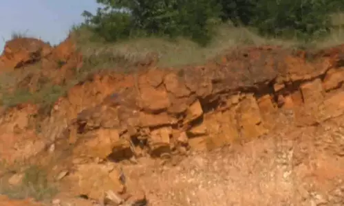 Cuttack बांकी में अवैध मोर्रम खनन, बड़े विस्फोटों का आरोप
