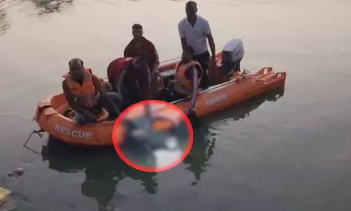 लालखदान तालाब कांड: दो मासूमों के शव बरामद, देखें VIDEO... लालखदान तालाब कांड: दो मासूमों के शव बरामद, देखें VIDEO...