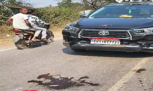 CG BREAKING: BJP सांसद के काफिले की तीन गाड़ियां आपस में टकराई, कई कारें क्षतिग्रस्त CG BREAKING: BJP सांसद के काफिले की तीन गाड़ियां आपस में टकराई, कई कारें क्षतिग्रस्त