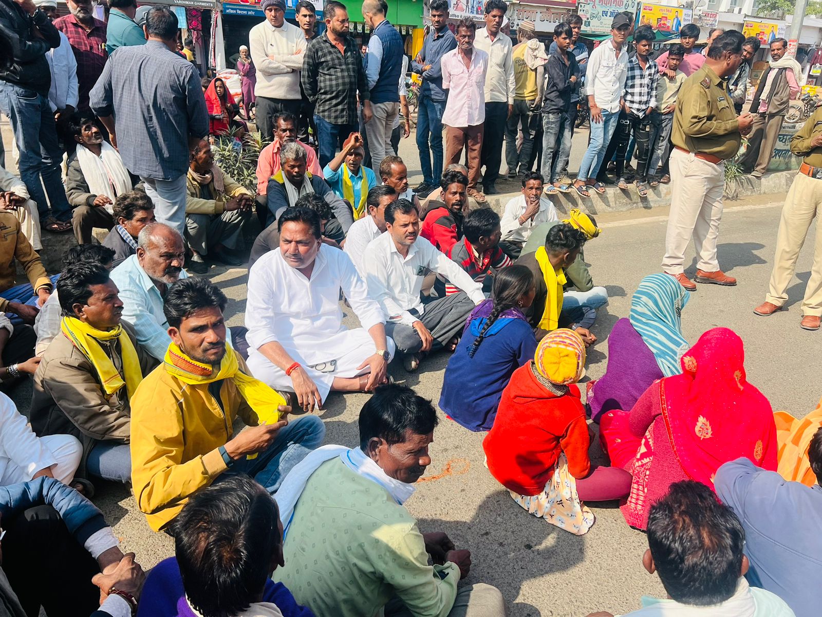 मतदाता सूची डिजिटाइजेशन में लापरवाही, तीन BLO निलंबित