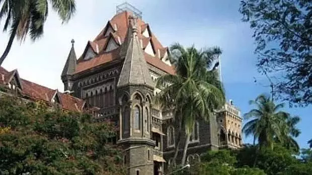 Bombay HC ने 46 साल पुराने हाउसिंग सोसाइटी विवाद को वापस लेने का फैसला रद्द किया Bombay HC ने 46 साल पुराने हाउसिंग सोसाइटी विवाद को वापस लेने का फैसला रद्द किया