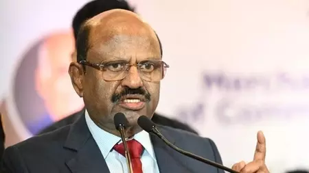पश्चिम बंगाल: कल्याण बनर्जी के आरोपों पर राज्यपाल का जवाब, आरोपों को बताया बेहद गैर-जिम्मेदाराना पश्चिम बंगाल: कल्याण बनर्जी के आरोपों पर राज्यपाल का जवाब, आरोपों को बताया बेहद गैर-जिम्मेदाराना