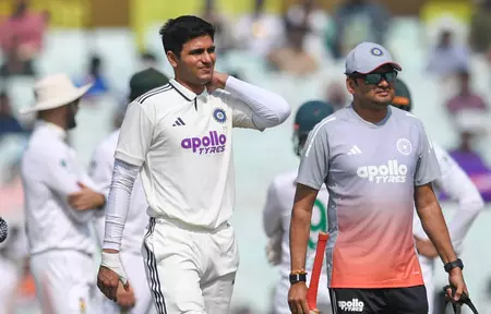 साउथ अफ्रीका के खिलाफ कोलकाता टेस्ट से बाहर हुए भारतीय कप्तान शुभमन गिल साउथ अफ्रीका के खिलाफ कोलकाता टेस्ट से बाहर हुए भारतीय कप्तान शुभमन गिल