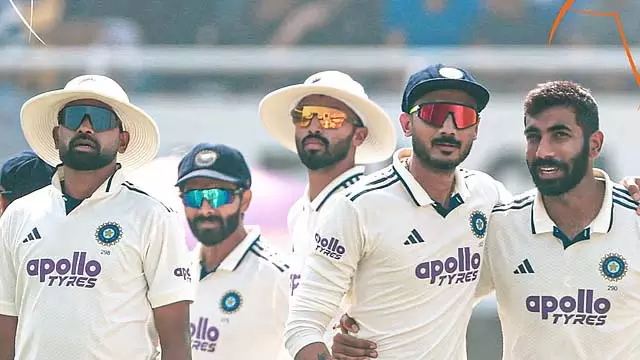 Kolkata Test : भारत को जीत के लिए 124 रन चाहिए Kolkata Test : भारत को जीत के लिए 124 रन चाहिए
