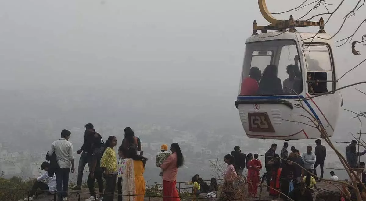 सिराज ने स्टंप तोड़े : 2025 में एक नया रिकॉर्ड सिराज ने स्टंप तोड़े : 2025 में एक नया रिकॉर्ड