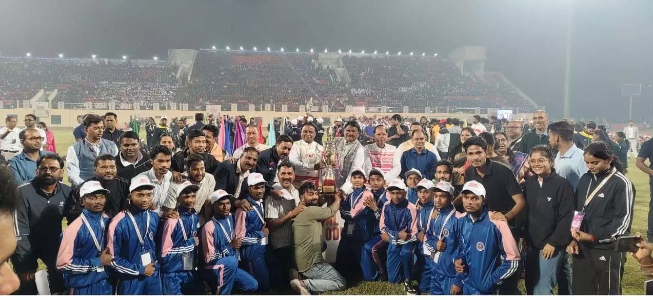 छत्तीसगढ़ के एकलव्य आदर्श आवासीय विद्यालयों ने राष्ट्रीय खेलकूद प्रतियोगिता 2025 में चमक बिखेरी, देश में दूसरा स्थान हासिल किया छत्तीसगढ़ के एकलव्य आदर्श आवासीय विद्यालयों ने राष्ट्रीय खेलकूद प्रतियोगिता 2025 में चमक बिखेरी, देश में दूसरा स्थान हासिल किया