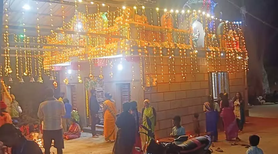 Chintamani : गंगम्मा मंदिर में दीपोत्सव Chintamani : गंगम्मा मंदिर में दीपोत्सव