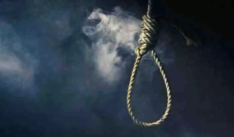 शराब पीकर गाड़ी चलाने के मामले में गिरफ्तार युवक ने आत्महत्या कर ली शराब पीकर गाड़ी चलाने के मामले में गिरफ्तार युवक ने आत्महत्या कर ली